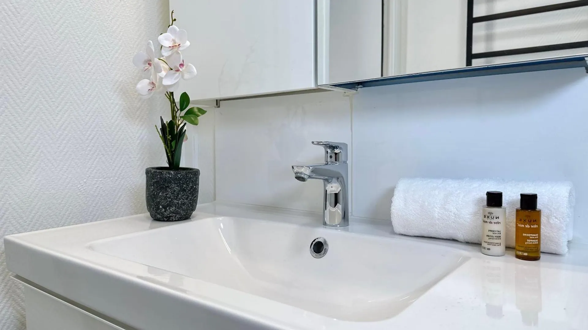 1566 - Beautiful Studio Near Parc Des Expositions 아파트 파리