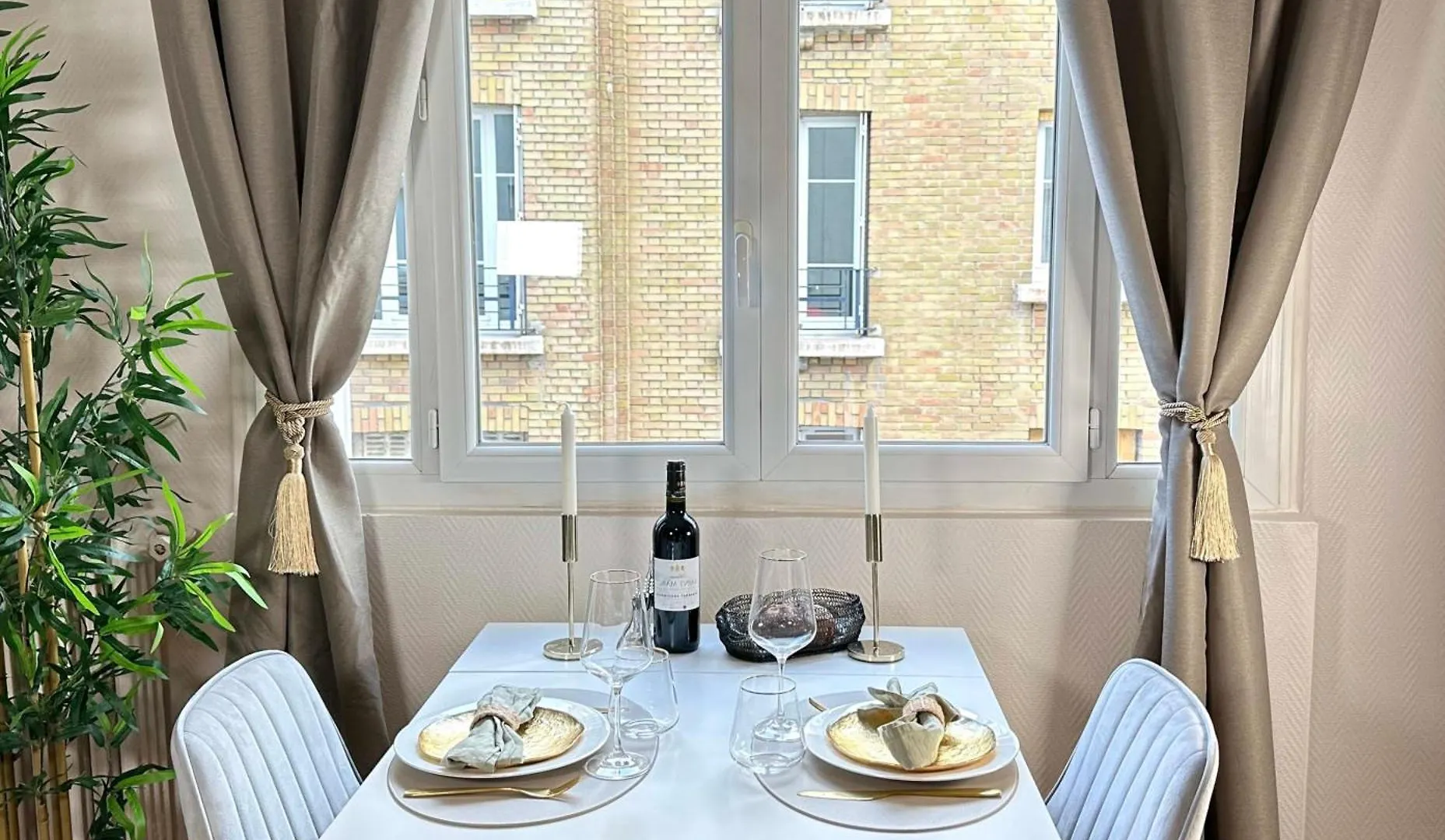 1566 - Beautiful Studio Near Parc Des Expositions *